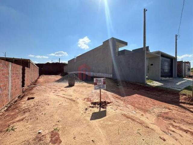 Terreno à venda em Umuarama PR, no Parque Residencial Onix, com 251,86m² de área!