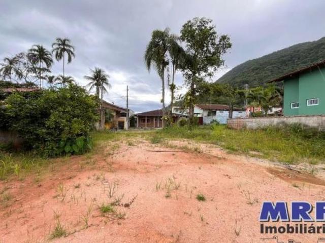 Terreno à venda em Ubatuba. Praia da Lagoinha. Condomínio SAMOLA