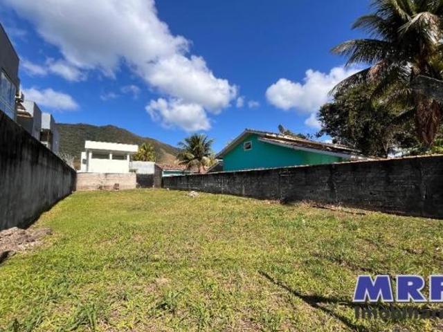 Terreno à venda em Ubatuba, Praia da Maranduba, com escritura, com 413 m²