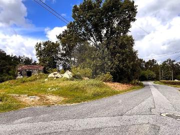 Terreno à venda em Vouzela