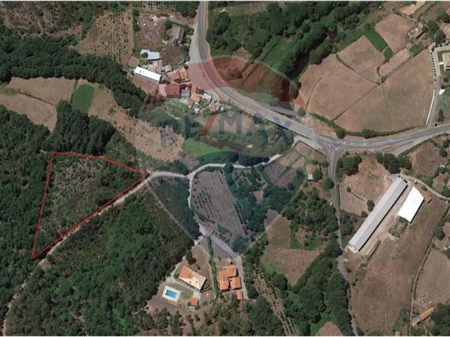 Terreno à venda em Vouzela