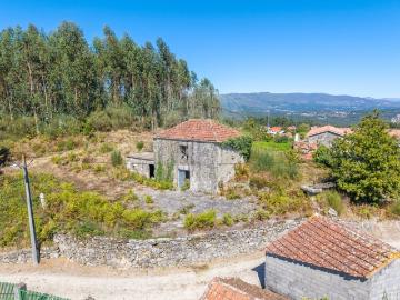 Terreno à venda em Vouzela