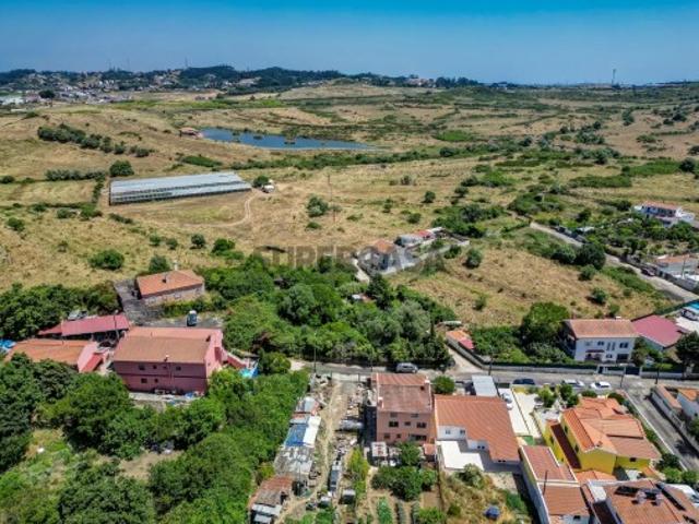 Terreno à Venda em Vale de Almornos 1.000 m² de Natureza, Potencial e Tranquilidade!