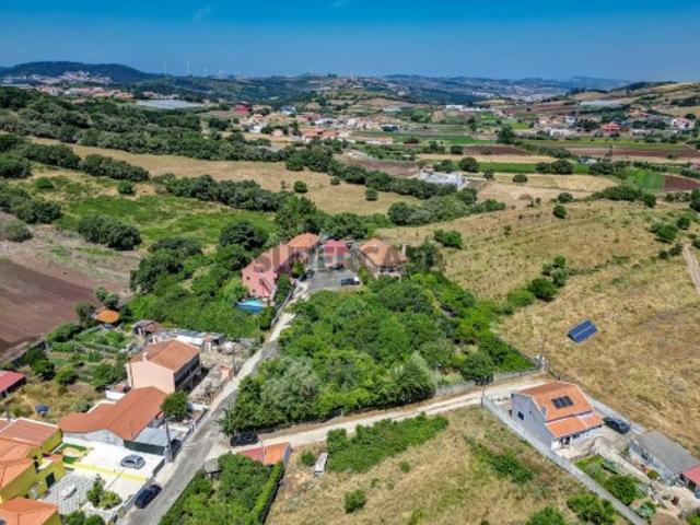 Terreno à Venda em Vale de Almornos 1.000 m² de Natureza, Potencial e Tranquilidade!