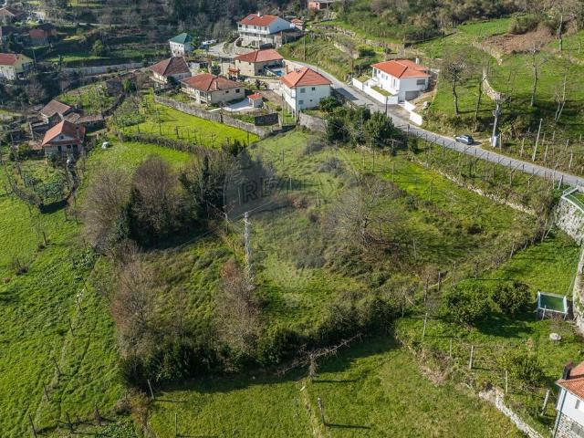 Terreno à venda em Vila Verde