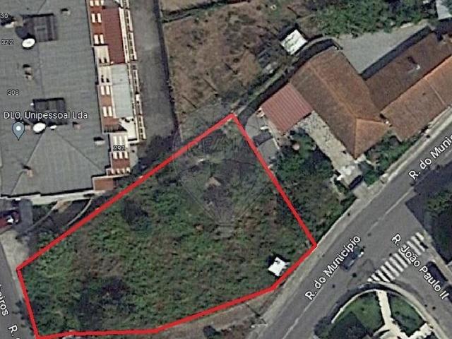 Terreno à venda em Vila Verde e Barbudo, Vila Verde RE/MAX Portugal