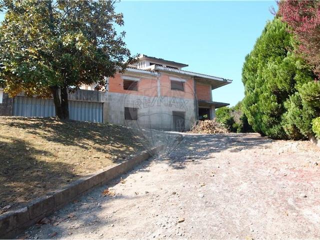 Terreno à venda em Vila Verde e Santão, Felgueiras RE/MAX Portugal