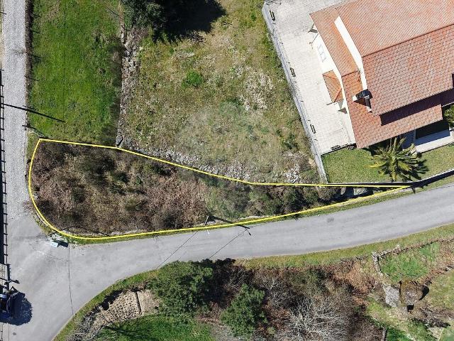 Terreno à venda em Vila Cova à Coelheira, Vila Nova de Paiva RE/MAX Portugal