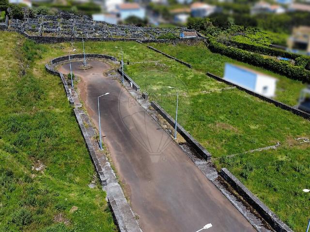 Terreno à venda em Vila de São Sebastião, Angra do Heroísmo RE/MAX Portugal