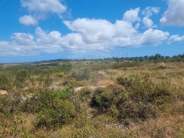 Terreno à venda em Vila do Bispo
