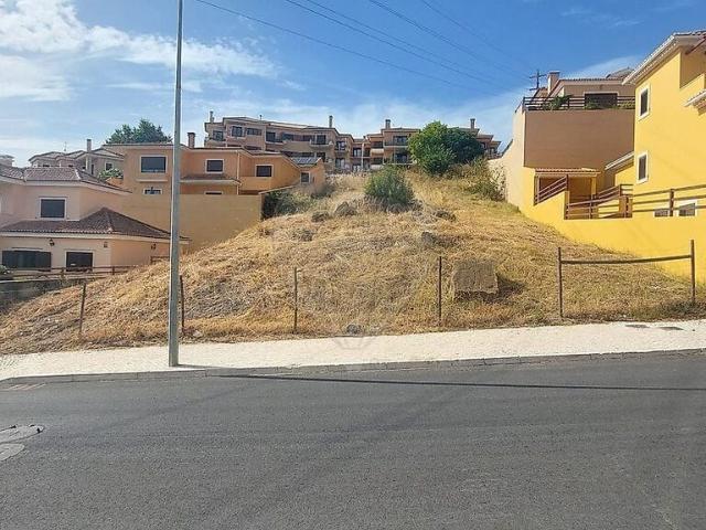 Terreno à venda em Vila Franca de Xira, Vila Franca de Xira RE/MAX Portugal