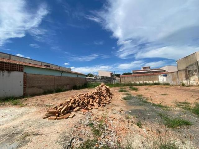 terreno à venda em Vila Industrial