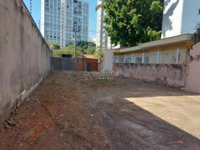terreno à venda em Vila Itapura