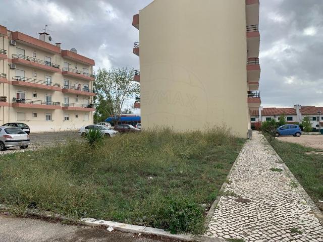Terreno à venda em Vila Nova da Barquinha