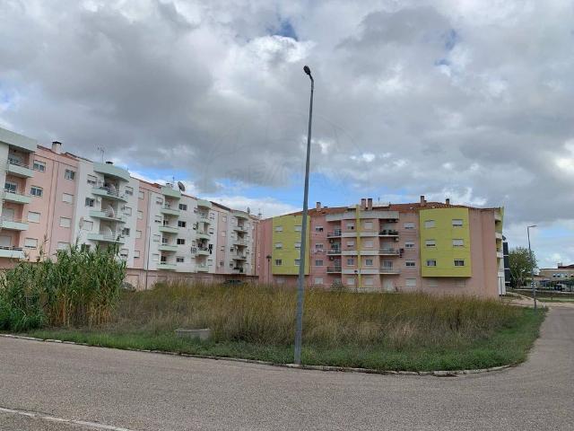 Terreno à venda em Vila Nova da Barquinha