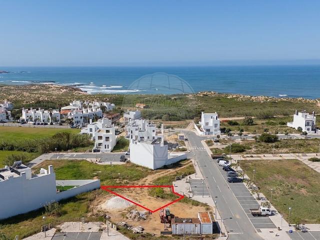 Terreno à venda em Vila Nova de Milfontes, Odemira RE/MAX Portugal