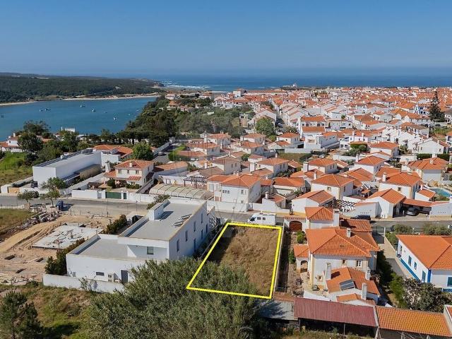 Terreno à venda em Vila Nova de Milfontes, Odemira RE/MAX Portugal