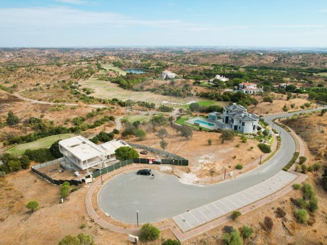 Terreno à venda em Vila Nova de Cacela, Vila Real de Santo António RE/MAX Portugal