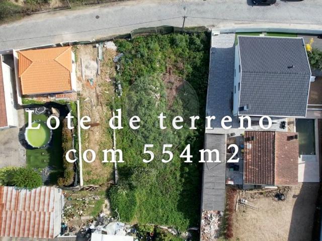 Terreno à venda em Vila Nova de Gaia