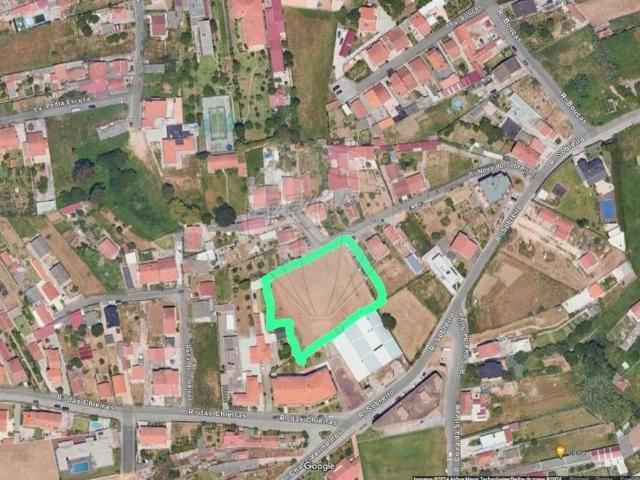 Terreno à venda em Vila Nova de Gaia