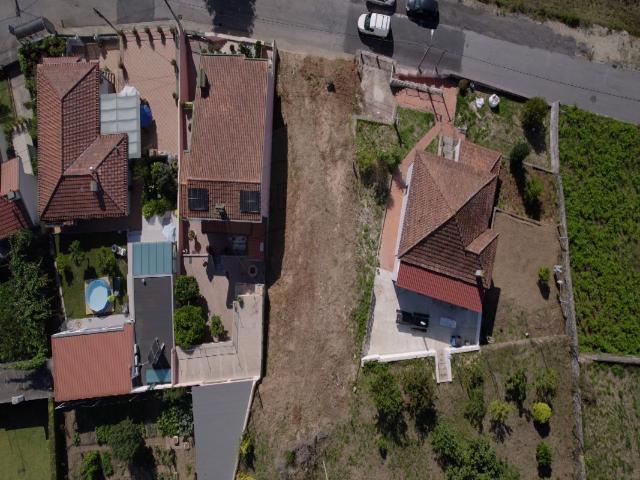 Terreno à venda em Vila Nova de Gaia