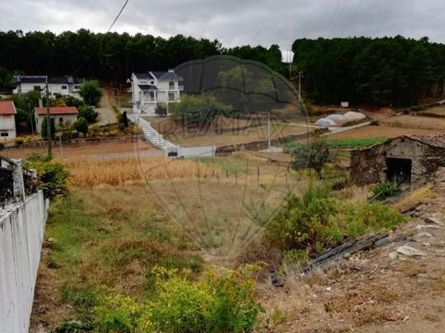 Terreno à venda em Vila Real