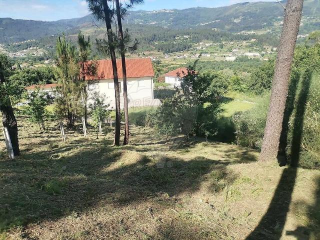 Terreno à venda em Vilela, São Cosme e São Damião e Sá, Arcos de Valdevez RE/MAX Portugal