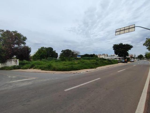 TERRENO A VENDA OU INCORPORAÇÃO NO CENTRO DE VÁRZEA GRANDE. MATO GROSSO