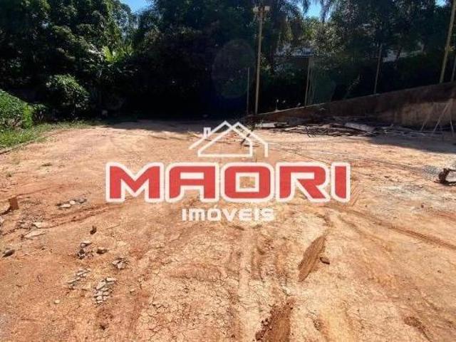 Terreno à venda no Condomínio Vale do Itamaracá em Valinhos