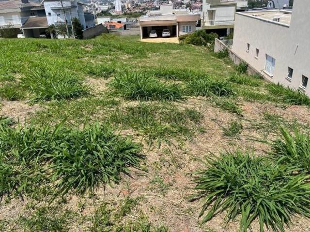 Terreno à Venda no Condomínio Vila Real em Valinhos, no bairro Jardim Jurema