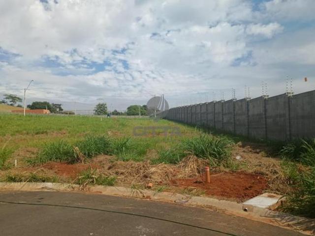 Terreno à venda no Condomínio Villagio Paulínia em Paulínia/SP