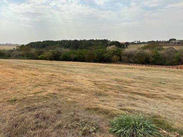 Terreno à venda no Condomínio Haras Larissa em Monte Mor/SP