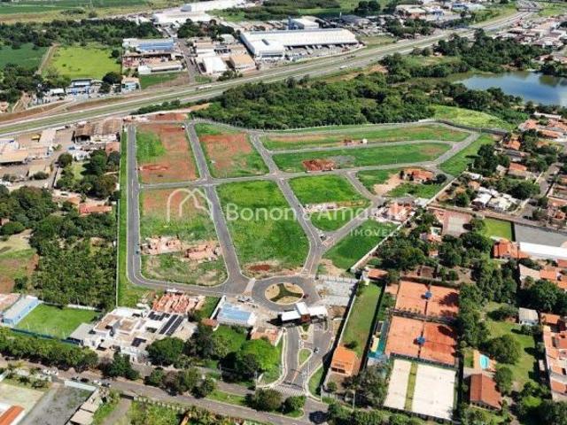 Terreno à venda no Condomínio Luiza Santa Terezinha Paulínia