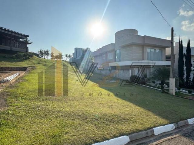 Terreno à venda no Condomínio Reserva dos Vinhedos em Louveira SP