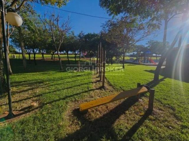 Terreno à venda no Condomínio Residencial Portal do Sol em Guapiaçu SP com 500m² de área