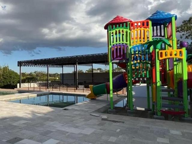 Terreno à venda no Condomínio Rio Sol Exclusive em Rifaina SP: 400m² de área!