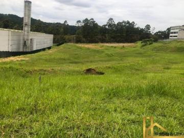 Terreno à Venda no Centro Industrial de Alphaville