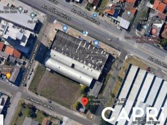 Terreno à venda no Centro