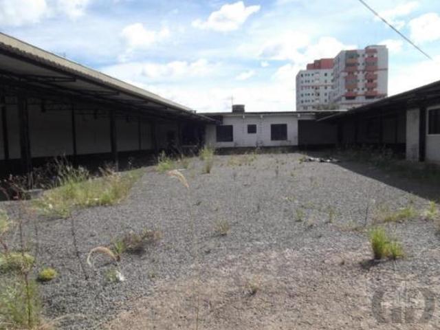 Terreno à venda no Centro