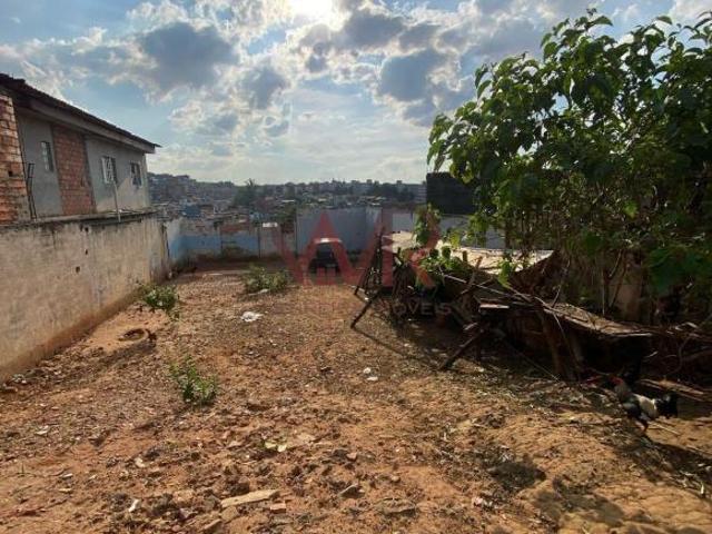 Terreno à venda em Itaquera
