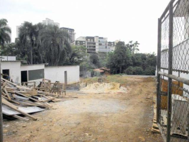 Terreno à venda no Alto da Boa Vista