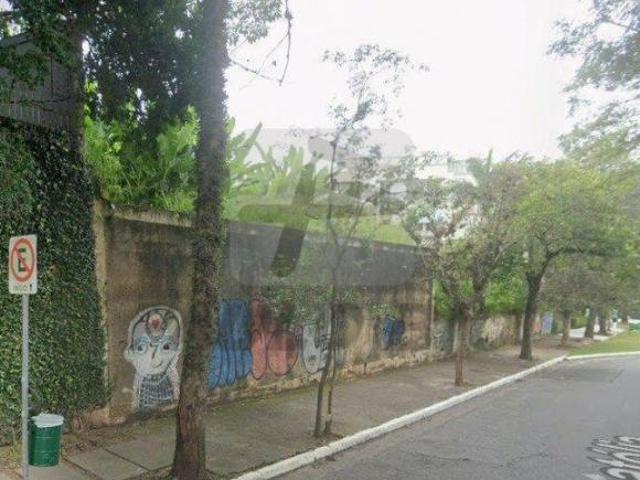 Terreno à venda no Boaçava