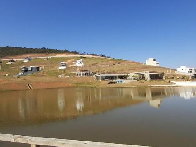 Terreno à venda no bairro Novo Horizonte em Juiz de Fora/MG