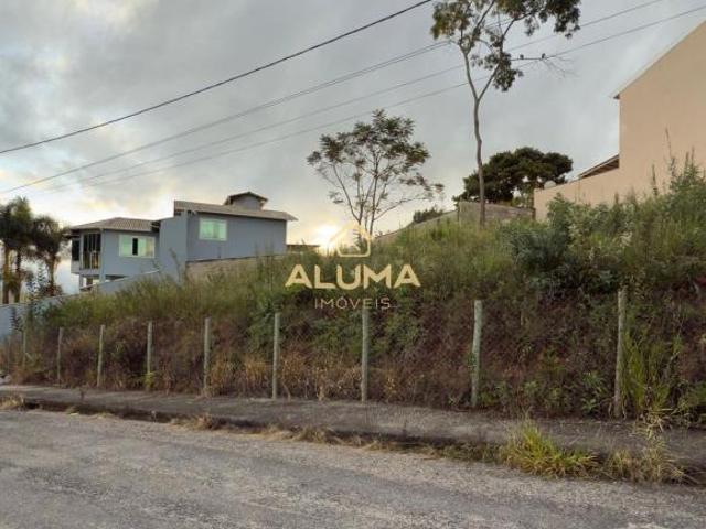 Terreno à venda no bairro Belvedere Conselheiro Lafaiete/MG