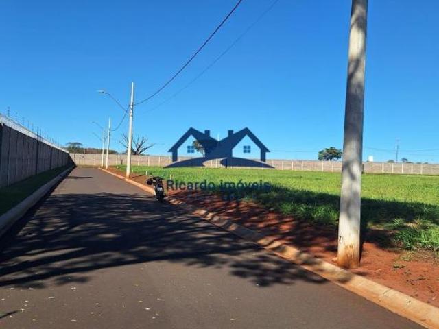 Terreno à venda no bairro Condomínio Vilagio Ituiutaba/MG