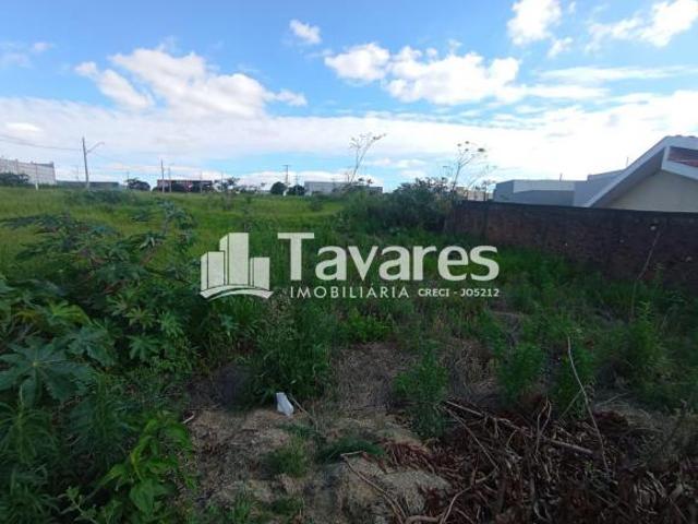 Terreno à venda no bairro Conjunto Residencial Ouro Branco Umuarama/PR