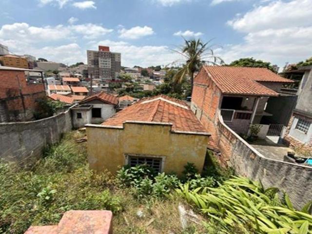 Terreno à venda no Bairro da Vila Guedes na Rua William Hamilton