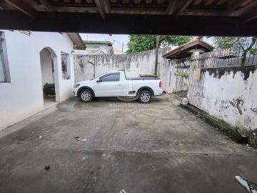Terreno a venda no bairro Pinheirinho em Curitiba
