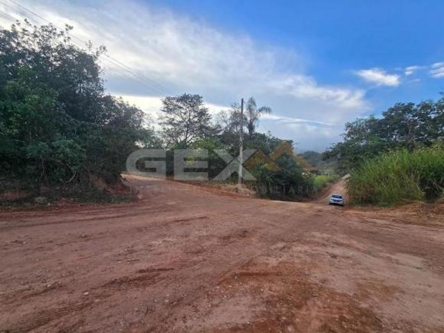 Terreno á Venda no Bairro São Domingos em Divinópolis MG