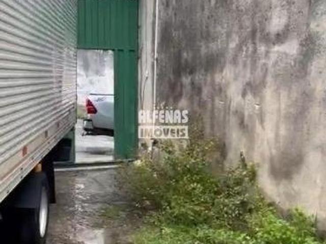 Terreno à venda no Bairro Santa Cruz Industrial